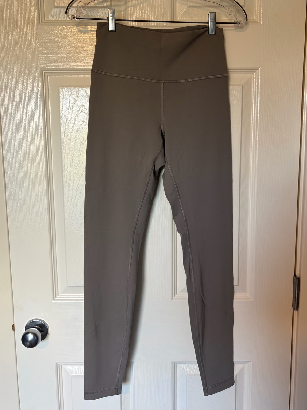 Lululemon wunder train tight - size 8